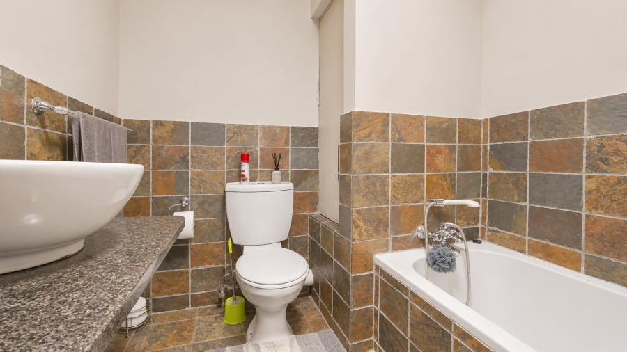  Bedroom Property for Sale in Bult South North West